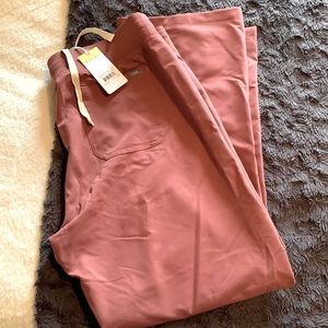 Figs scrub pants / Livingston size Lg color Mauve
